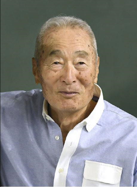 일본 프로야구 최다승 보유자인 한국계 가네다 마사이치(金田正一·한국명 김경홍) 씨가 6일 별세했다. 향년 86세. 고인은 재일동포 타자인 장훈과 함께 일본 프로야구를 주름잡았던 전설이었다.   교도=연합뉴스
